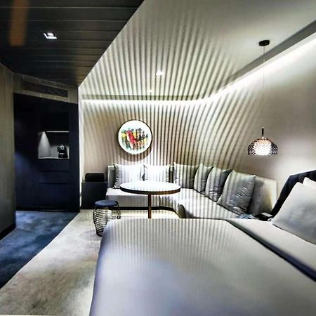Vue Hotel Пекин Экстерьер фото