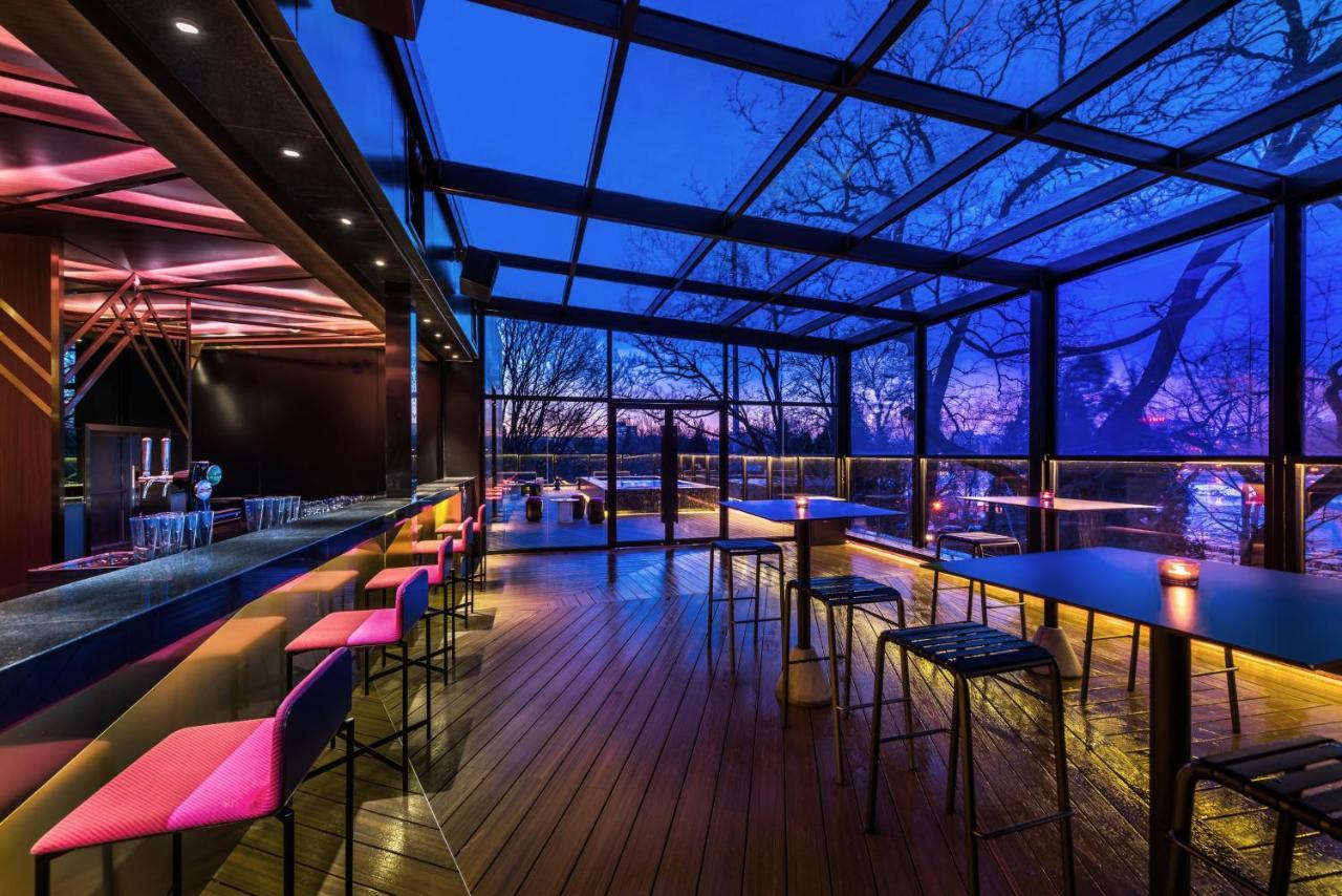 Vue Hotel Пекин Экстерьер фото
