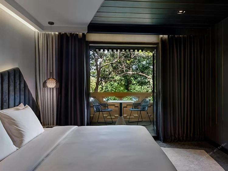 Vue Hotel Пекин Экстерьер фото